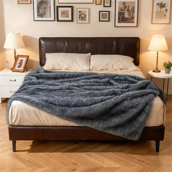 Faux Wolf Fur Throw Blanket - Gray 740GSM Double-Sided Fleece