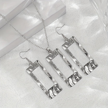 Gold Geometric Jewelry Set | Hammered Necklace & Earrings
