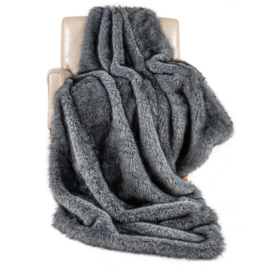 Faux Wolf Fur Throw Blanket - Gray 740GSM Double-Sided Fleece